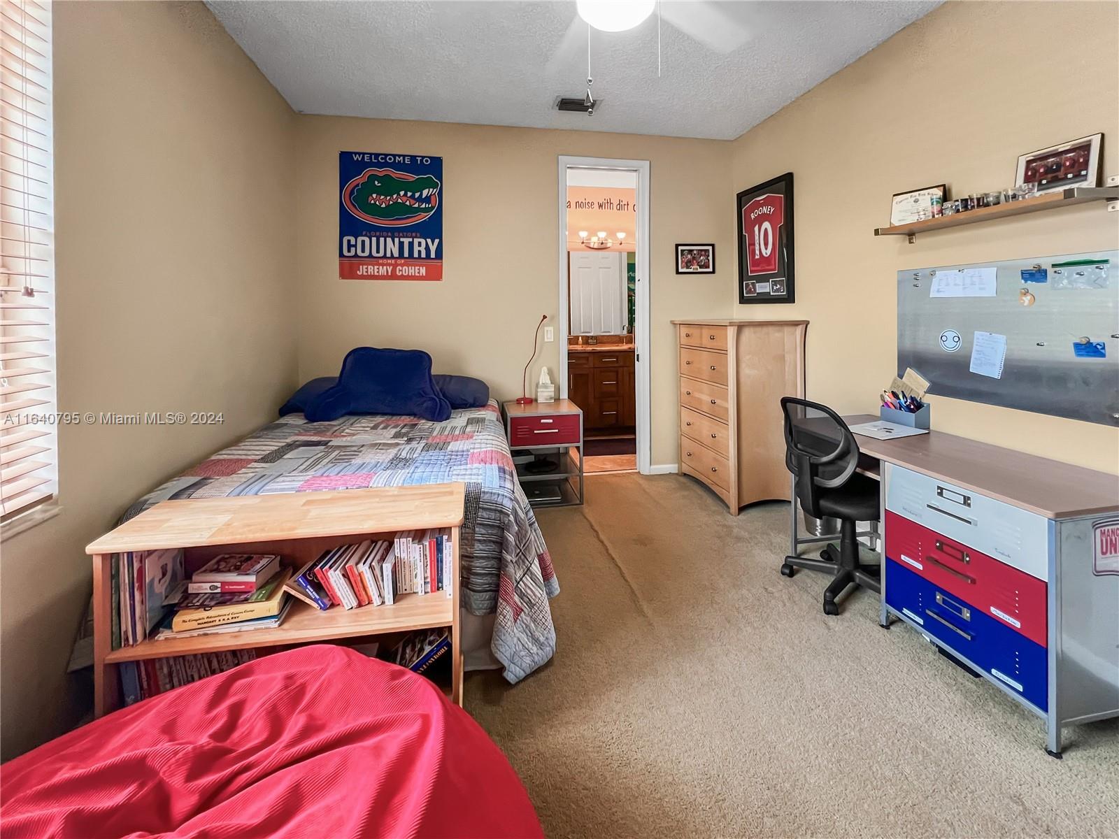 340 Mallard Road Weston, FL 33327 - Photo 19 of 44 Gallery Image 19