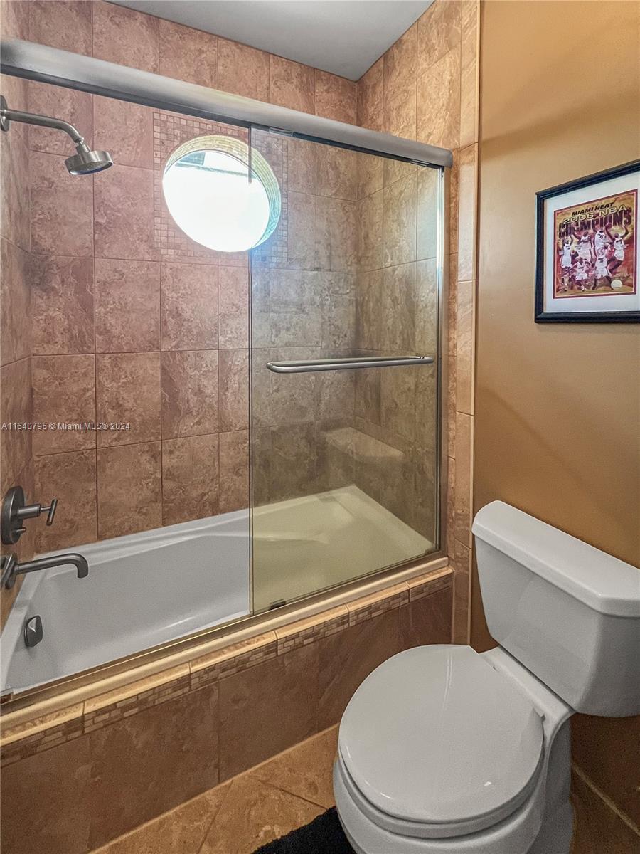 340 Mallard Road Weston, FL 33327 - Photo 20 of 44 Gallery Image 20