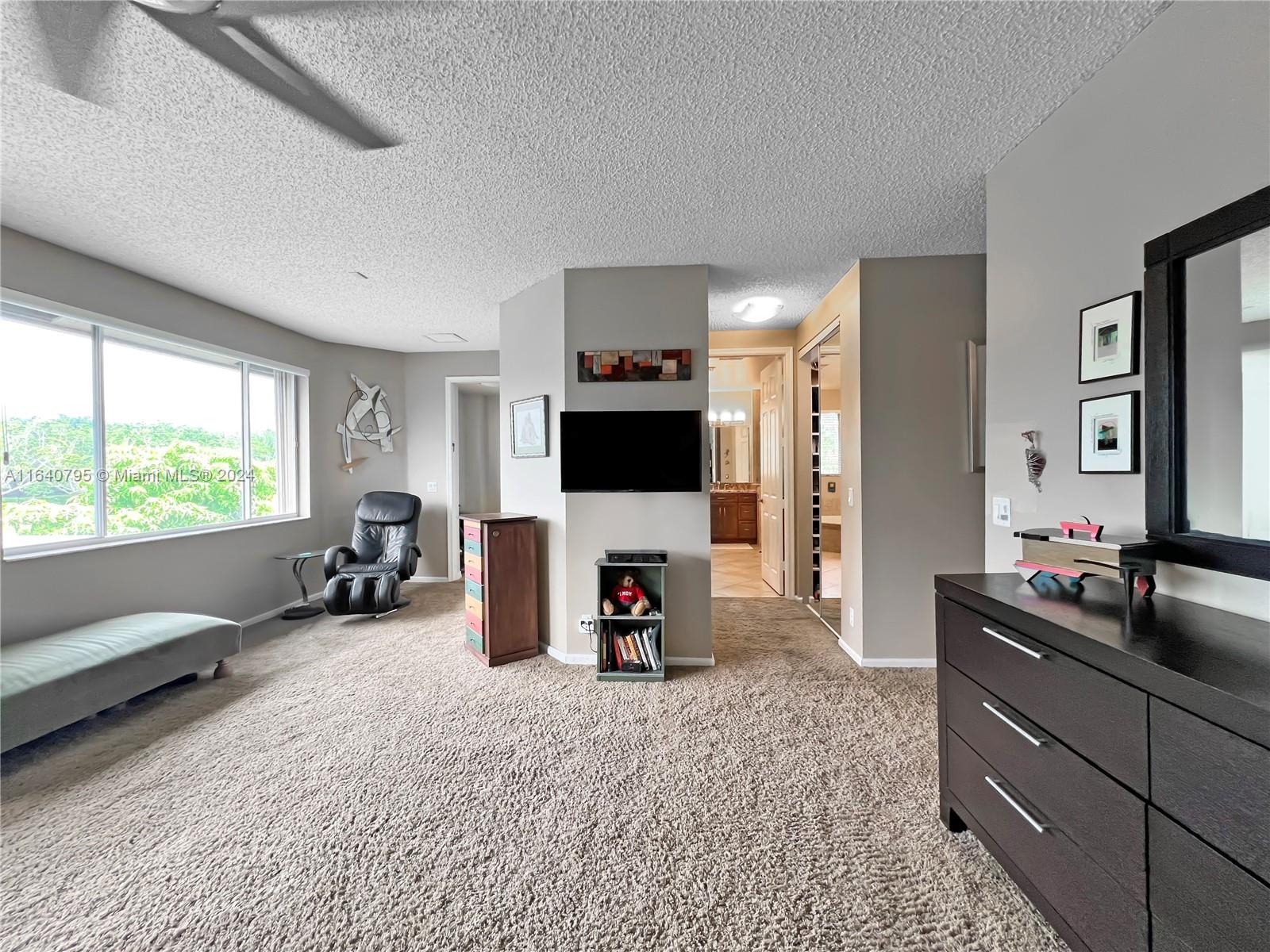 340 Mallard Road Weston, FL 33327 - Photo 30 of 44 Gallery Image 30