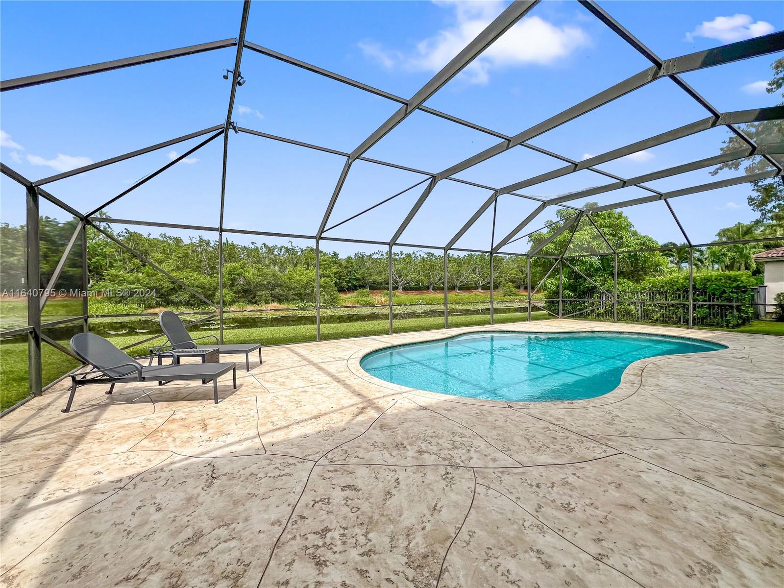 340 Mallard Road Weston, FL 33327 - Photo 36 of 44 Gallery Image 36