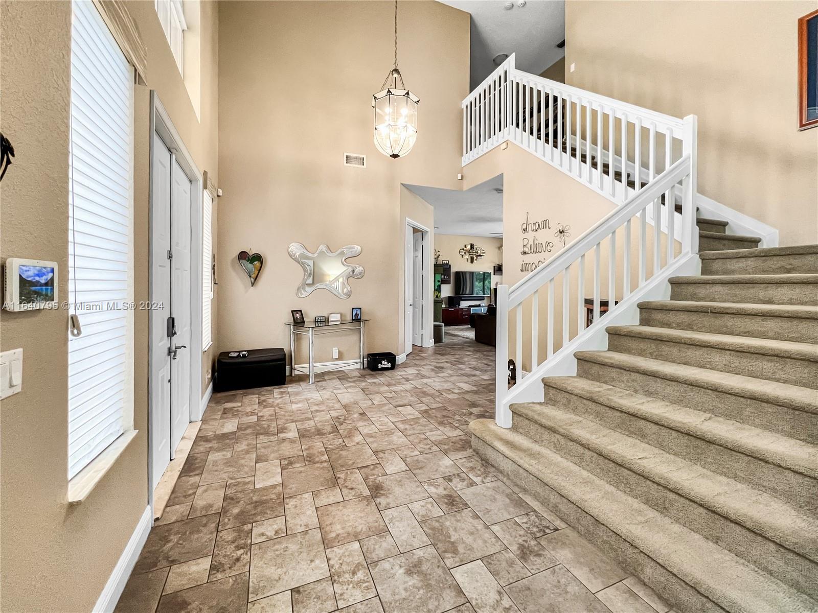 340 Mallard Road Weston, FL 33327 - Photo 4 of 44 Gallery Image 4