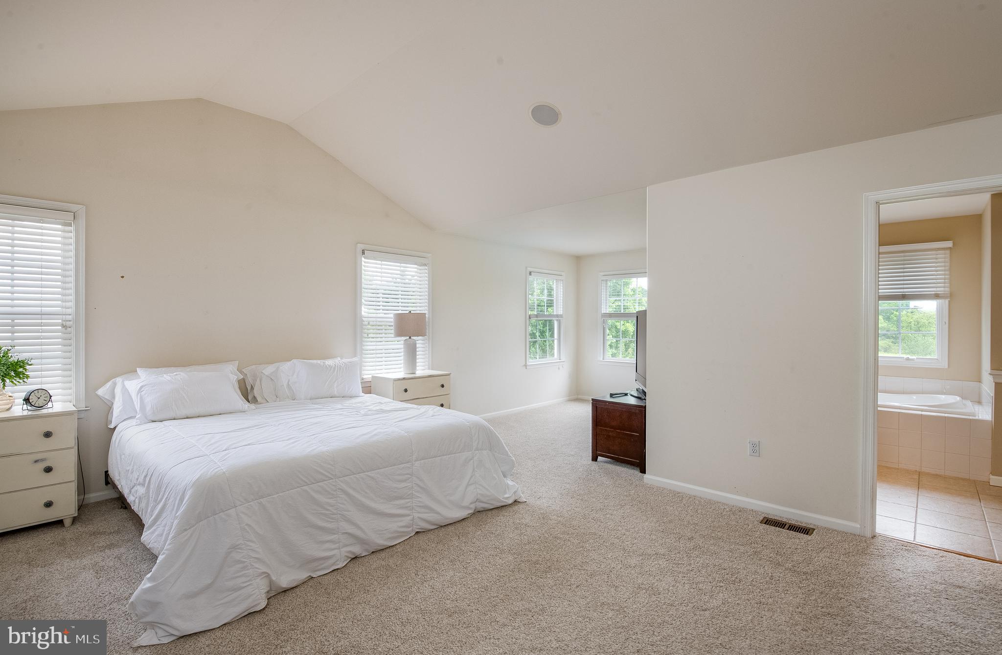 3377 Harwood Lane Sinking Spring, PA 19608 - Photo 21 of 41