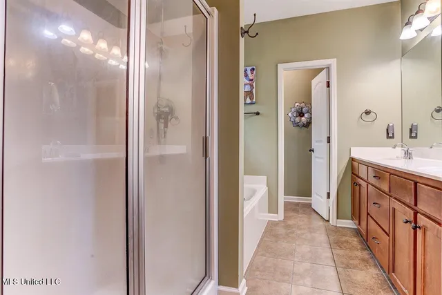 $312,900 | 163 Fairway Trace Drive, Hernando, MS 38632