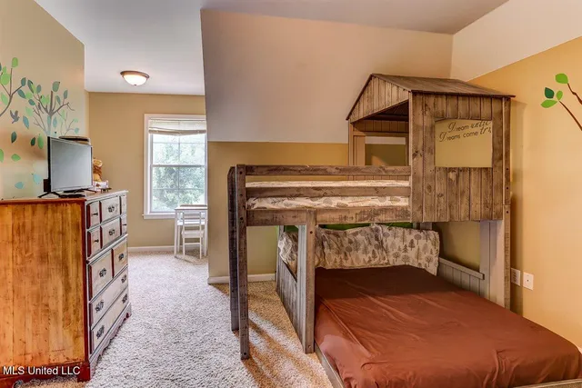 $312,900 | 163 Fairway Trace Drive, Hernando, MS 38632