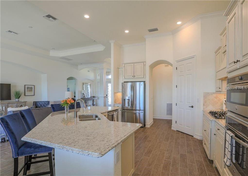 5528 Arnie Loop Lakewood Ranch, FL 34211 - Photo 5 of 49