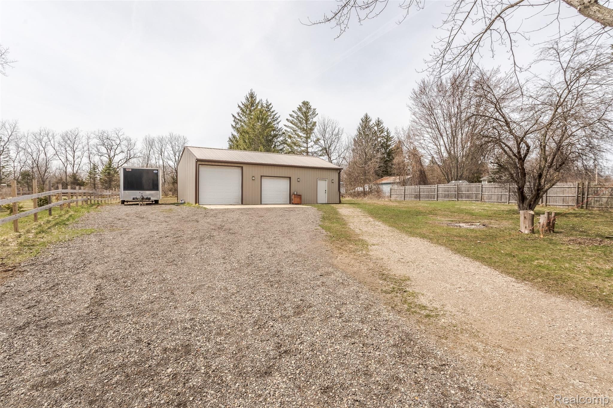 13396 North Road Fenton, MI 48430 - Photo 41 of 52 NorthRd-38.jpg