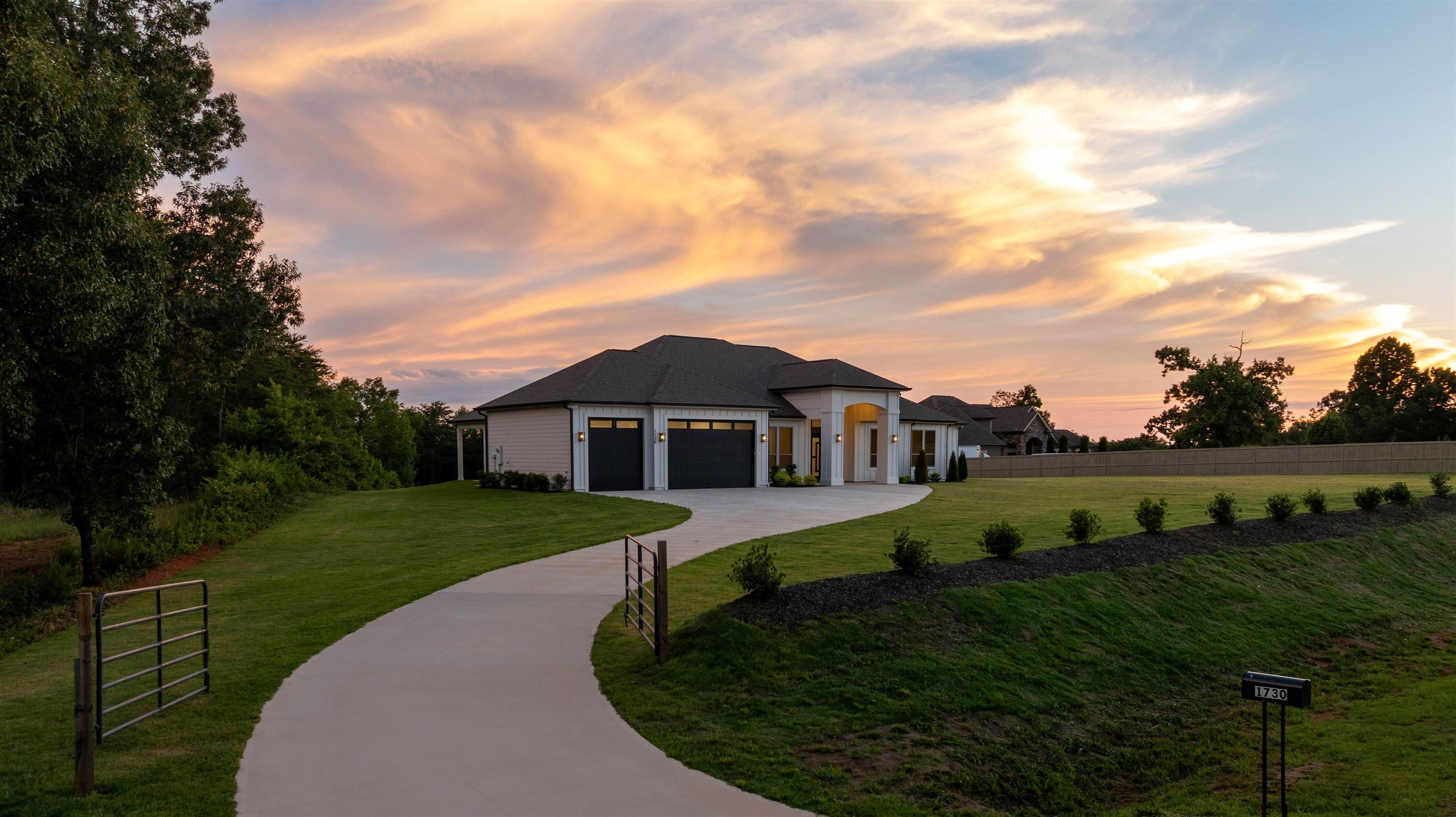 1730 River Oak Road Inman, SC 29349 - Photo 3 of 50