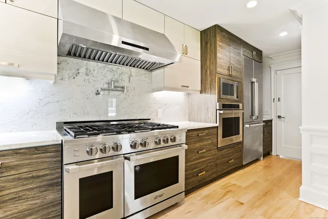 $995,000 | 328 Brewster Street, Bridgeport, CT 06605