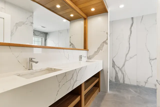 $995,000 | 328 Brewster Street, Bridgeport, CT 06605