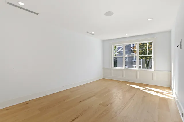 $995,000 | 328 Brewster Street, Bridgeport, CT 06605