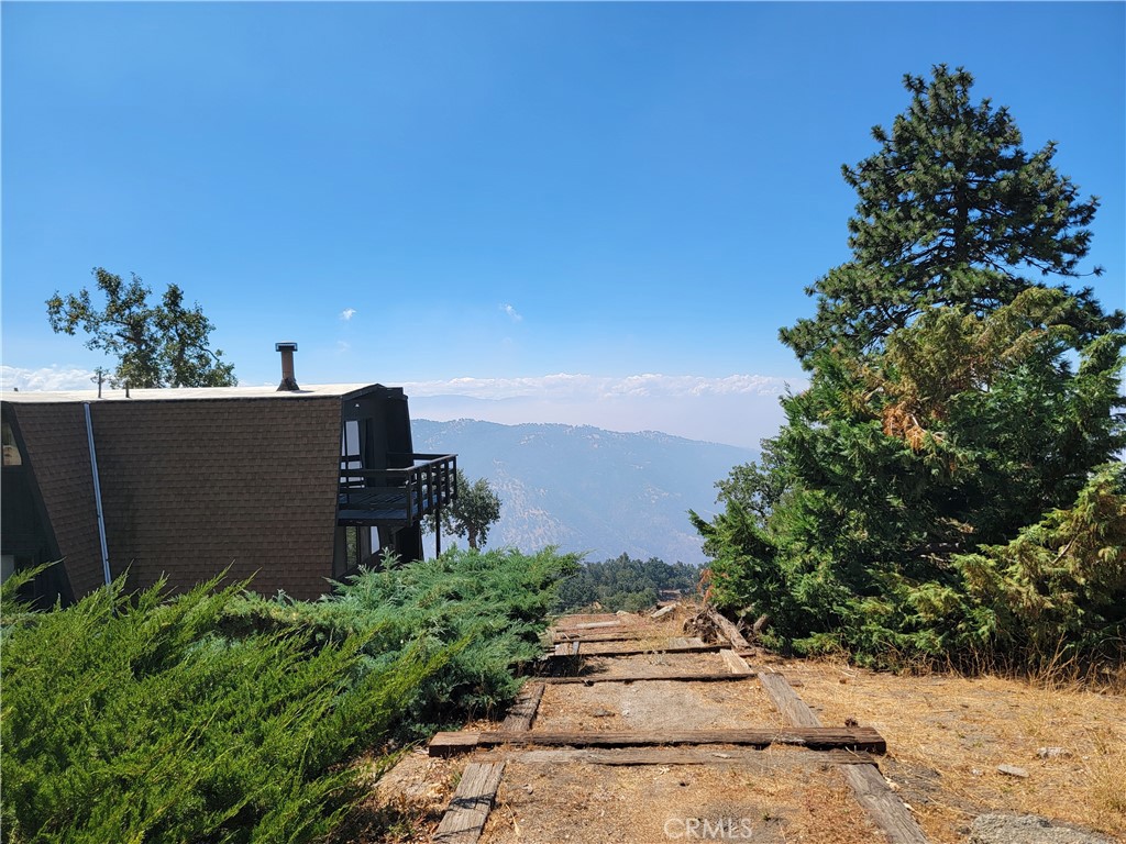 27380 Deertrail Drive Tehachapi, CA 93561 - Photo 34 of 47 an aerial view of a house with a yard
