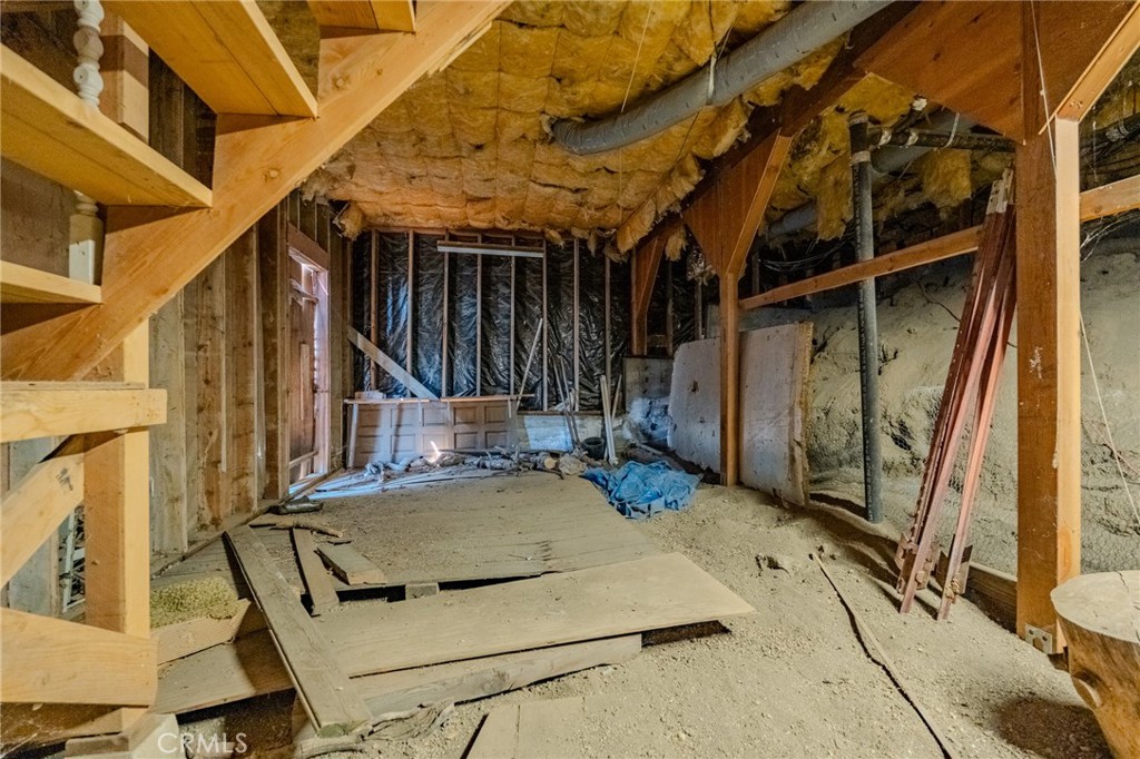 27380 Deertrail Drive Tehachapi, CA 93561 - Photo 41 of 47 Basement, Build-up: Framed out for windows, nearly flat bottom. Upside potential!