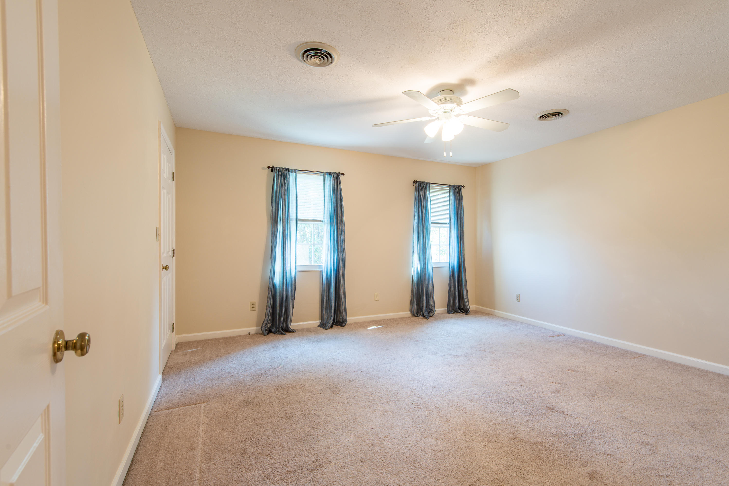 102 Esquire Court Oak Ridge, TN 37830 - Photo 22 of 28 102 Esquire Ct-25