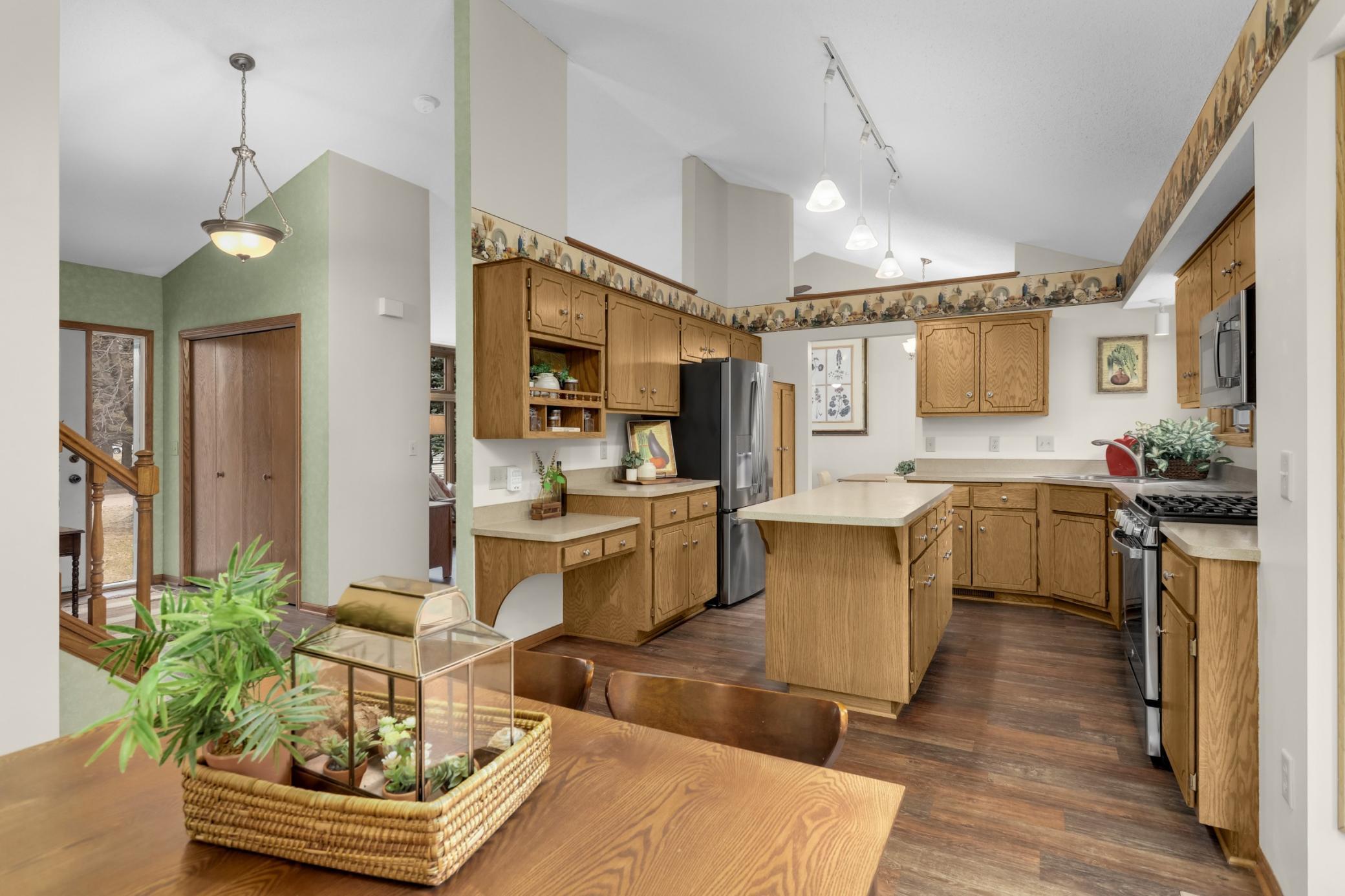 7104 Mourning Dove Road Circle Pines, MN 55014 - Photo 12 of 40