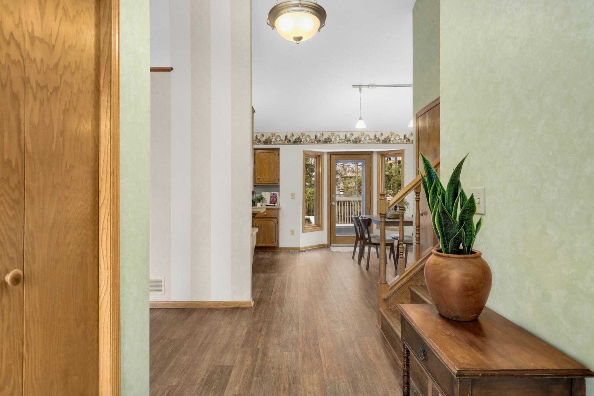 7104 Mourning Dove Road Circle Pines, MN 55014 - Photo 6 of 40