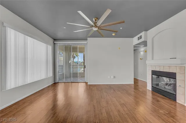 $250,000 | 7147 South Durango Drive, Unit 304, Las Vegas, NV 89113
