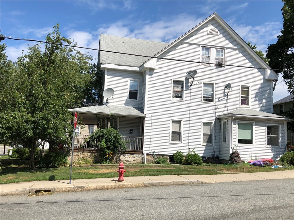 735 Harris Avenue Woonsocket, RI 02895 - Photo 8 of 20 Gallery Image 8