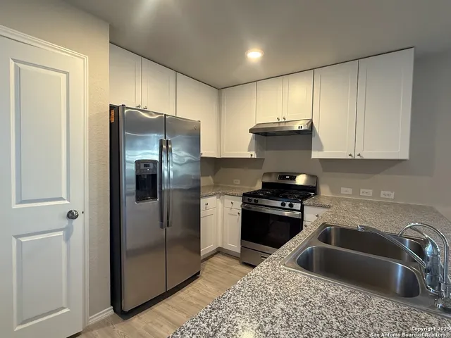 $1,295 | 9011 Little Hoss, Converse, TX 78109