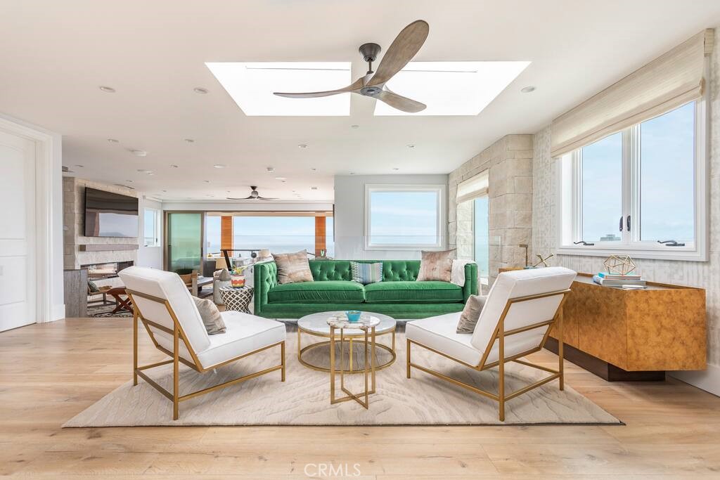314 32nd Street Manhattan Beach, CA 90266 - Photo 9 of 27 a living room with furniture and a large window