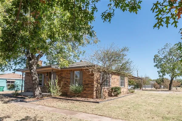 $199,900 | 1226 Clay Street, Nocona, TX 76255