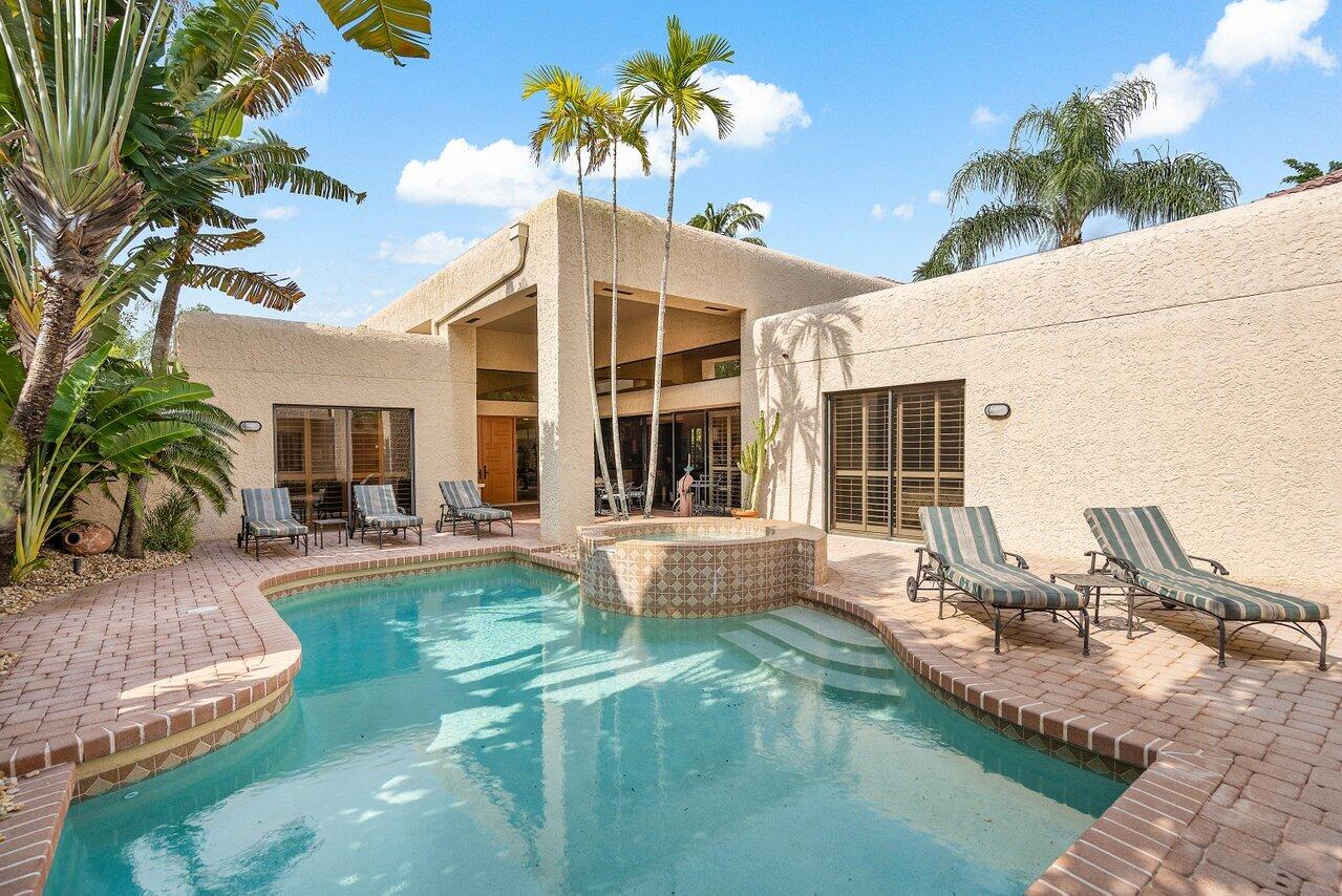 17061 Royal Cove Way Boca Raton, FL 33496 - Photo 3 of 39 Courtyard Pool