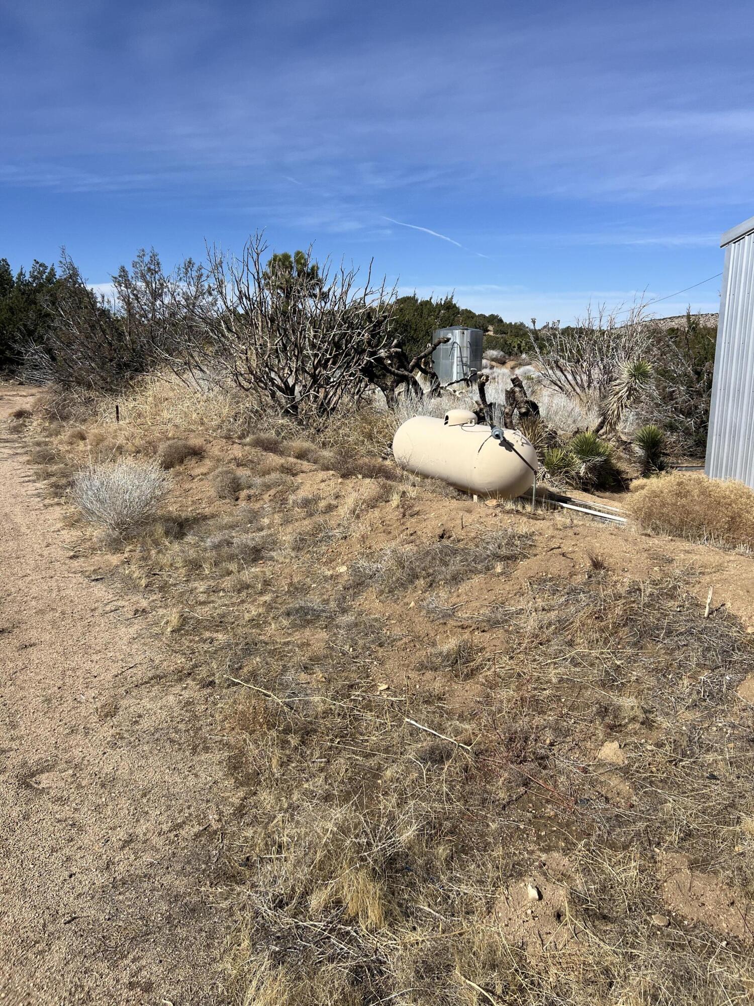 17120 Bob's Gap Road Valyermo, CA 93563 - Photo 19 of 26 a view of a mountain