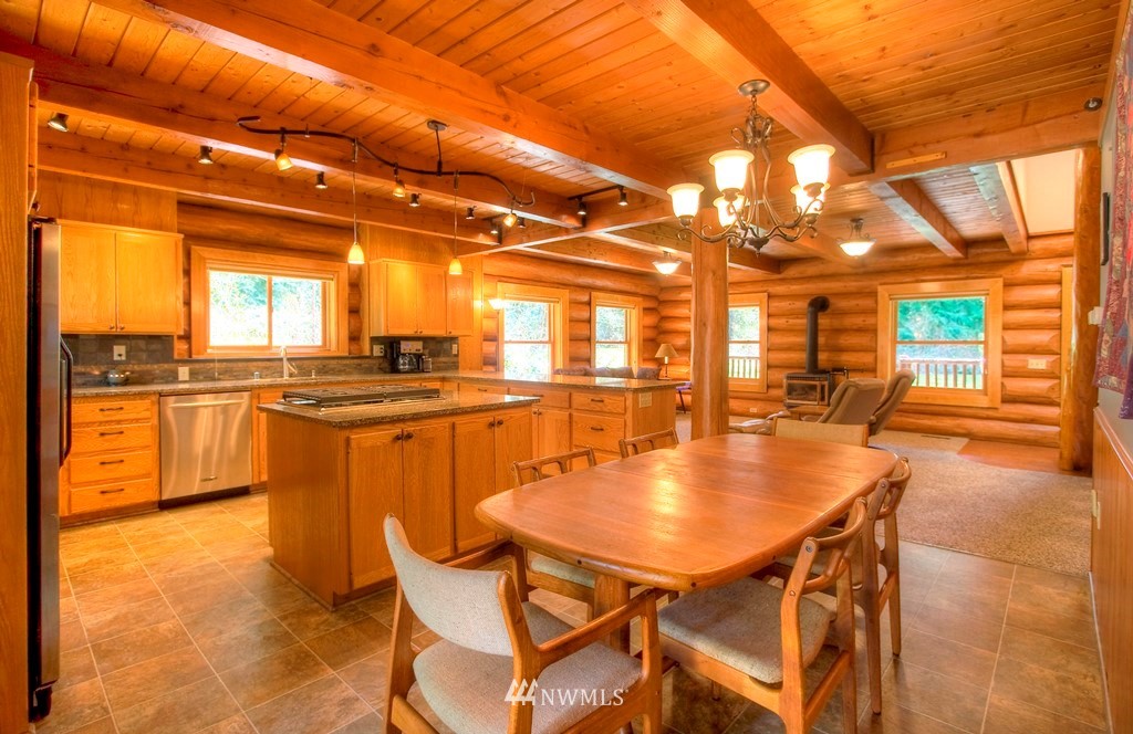 870 Bennett Road Bellingham, WA 98229 - Photo 9 of 25 Gallery Image 9