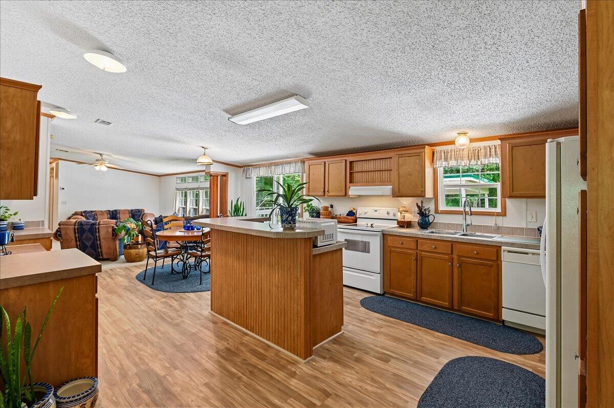 7089 Parkers Ferry Road Adams Run, SC 29426 - Photo 43 of 82 67-Kitchen