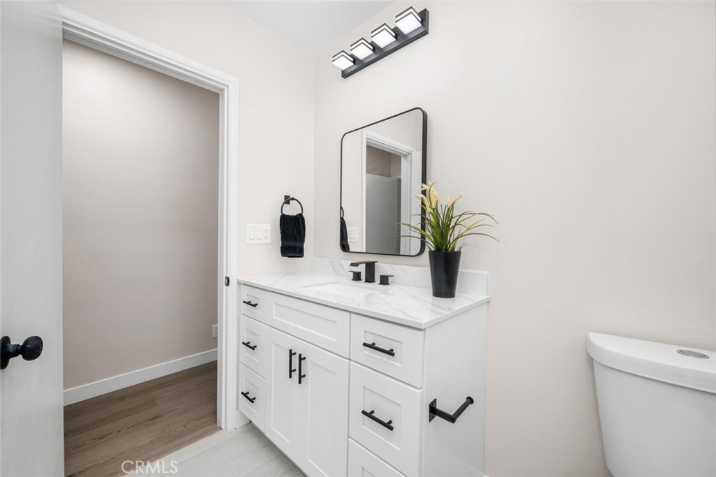 3819 North Studebaker Road Long Beach, CA 90808 - Photo 23 of 62 Primary Bathroom