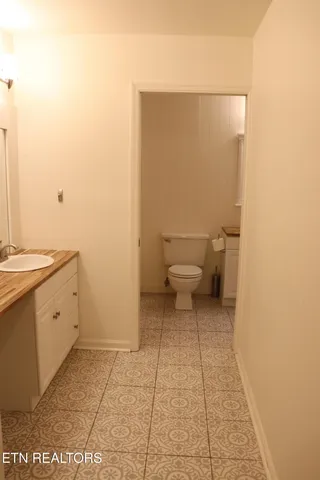 $235,000 | 703 Idlewood Lane, Knoxville, TN 37923