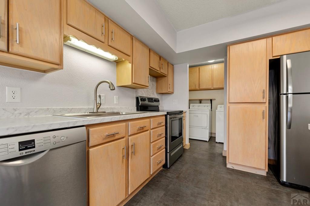 124 Scotland Road, Unit E Pueblo, CO 81001 - Photo 11 of 27