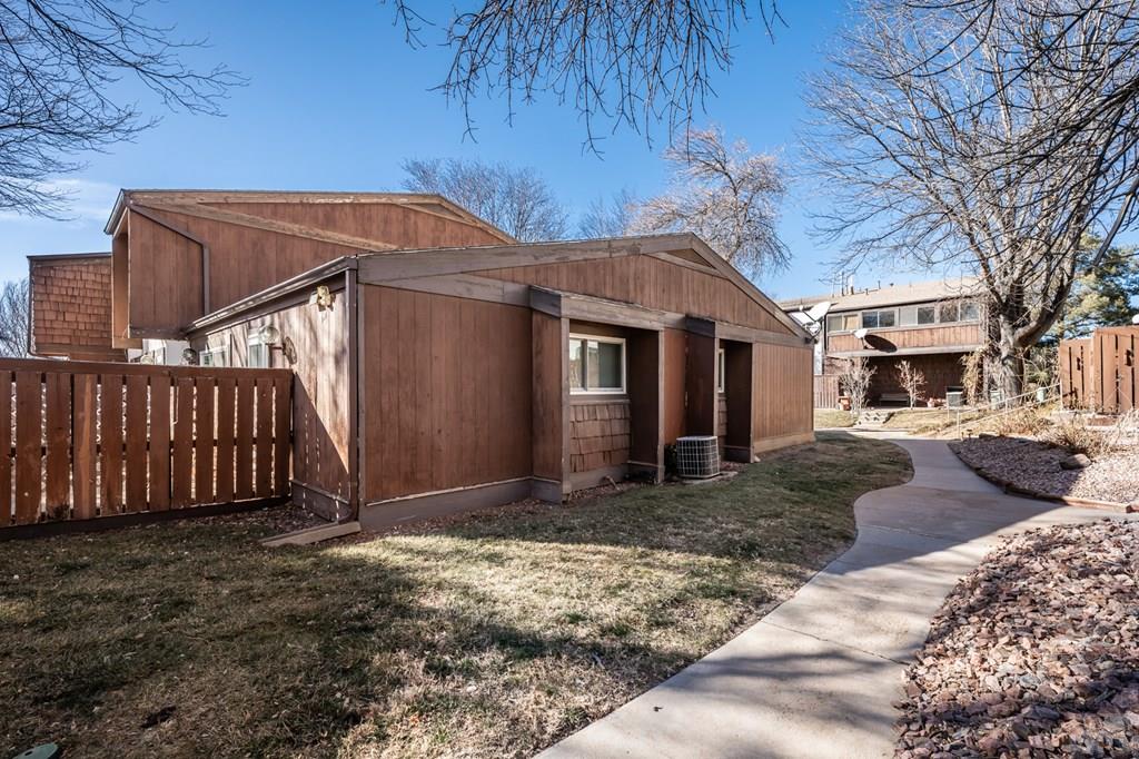 124 Scotland Road, Unit E Pueblo, CO 81001 - Photo 25 of 27