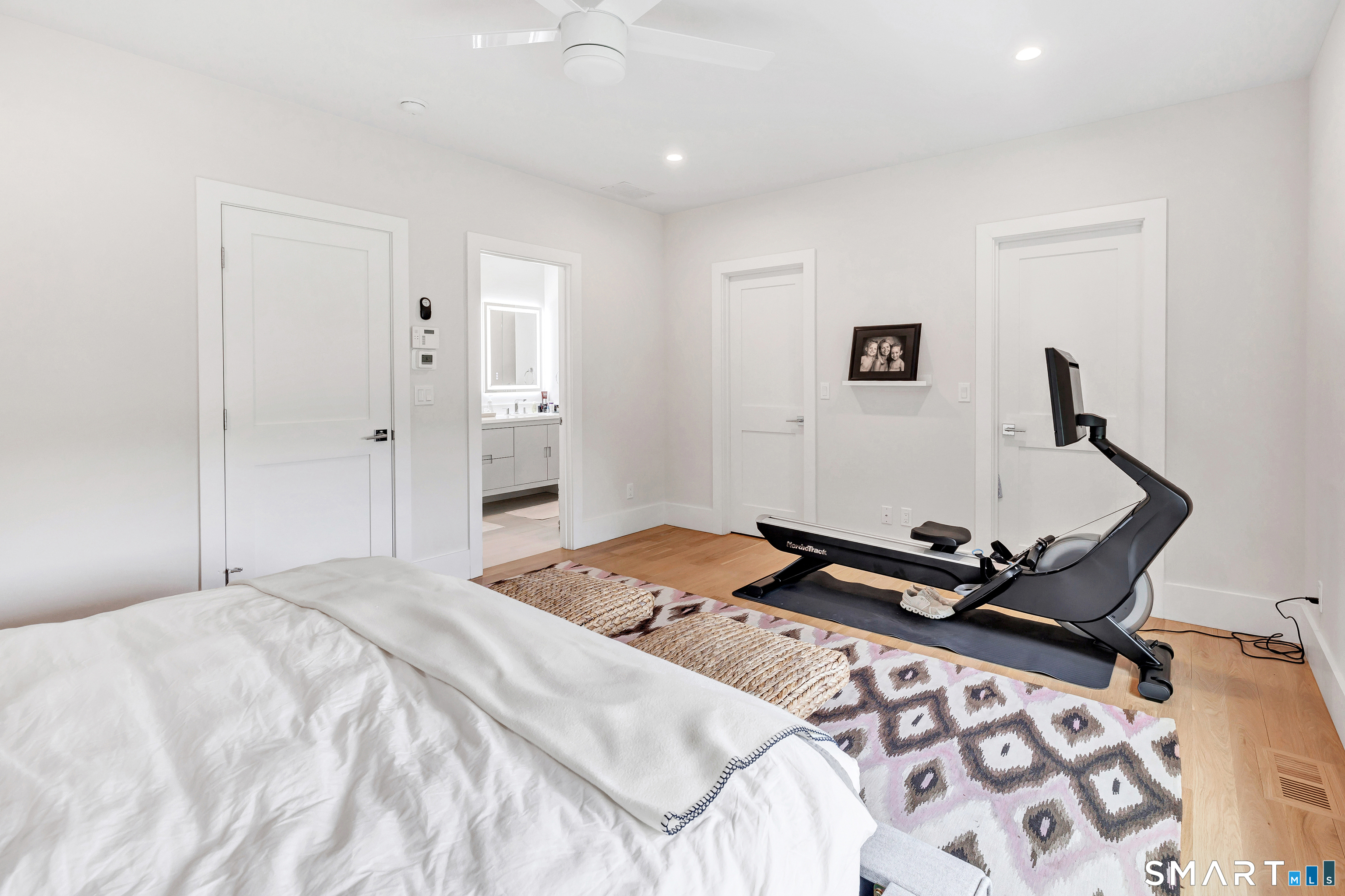888 Oldfield Road, Unit 888 Fairfield, CT 06824 - Photo 21 of 36