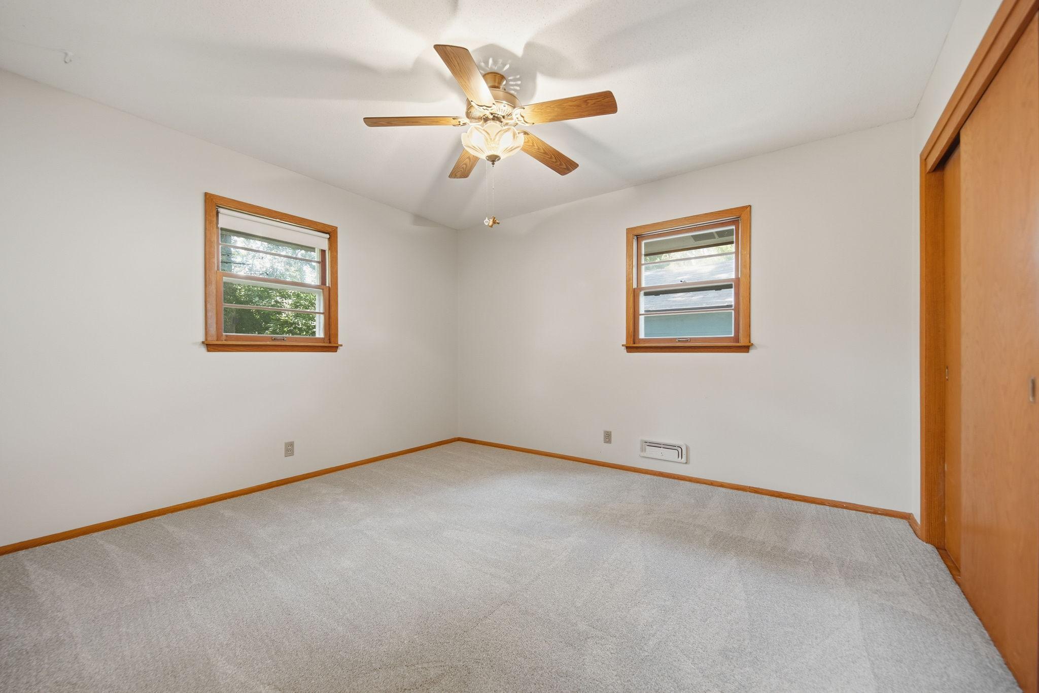 3511 Zane Avenue North Crystal, MN 55422 - Photo 25 of 39