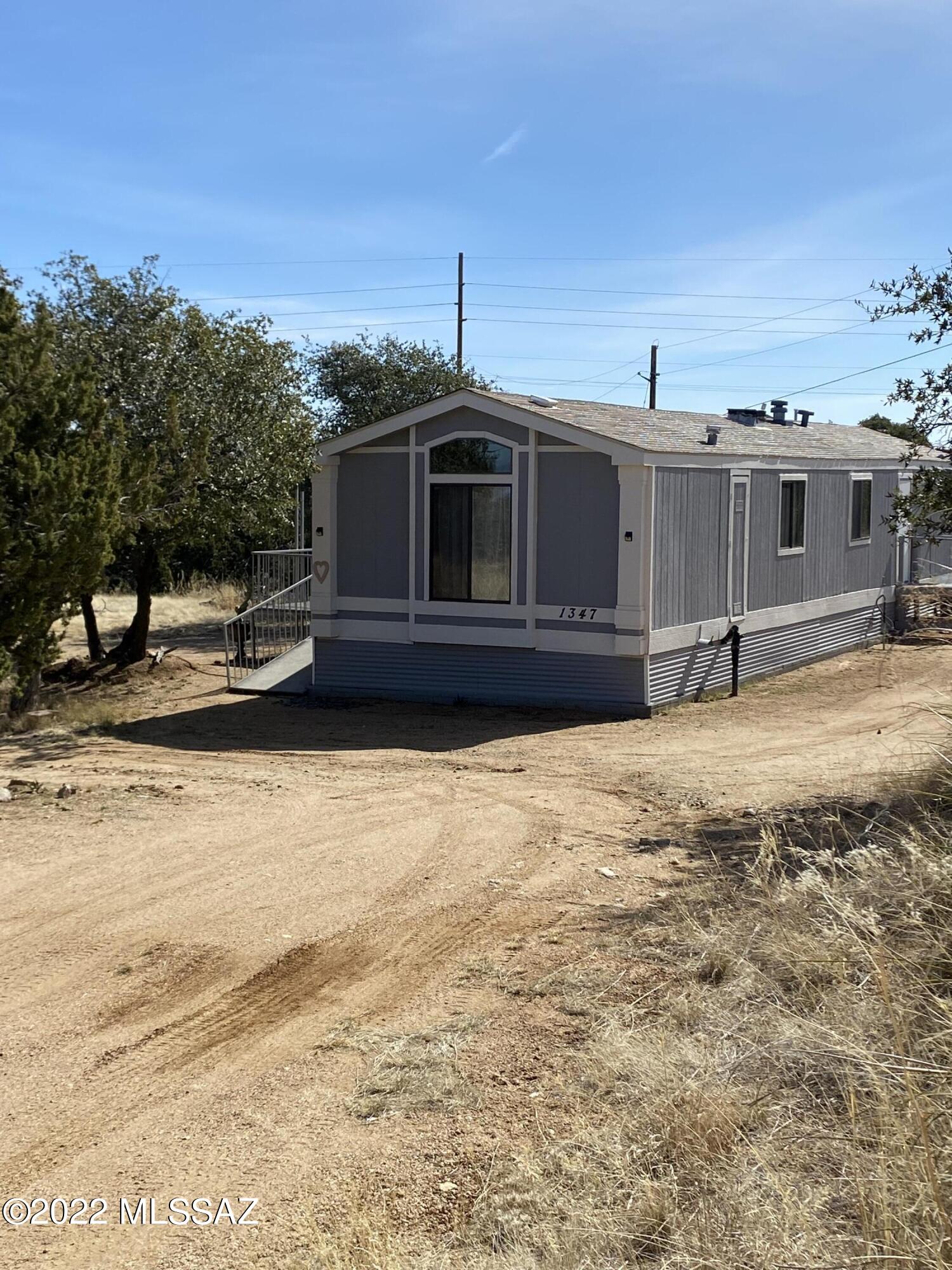 1347 Anna Lind Road Oracle, AZ 85623 - Photo 2 of 13