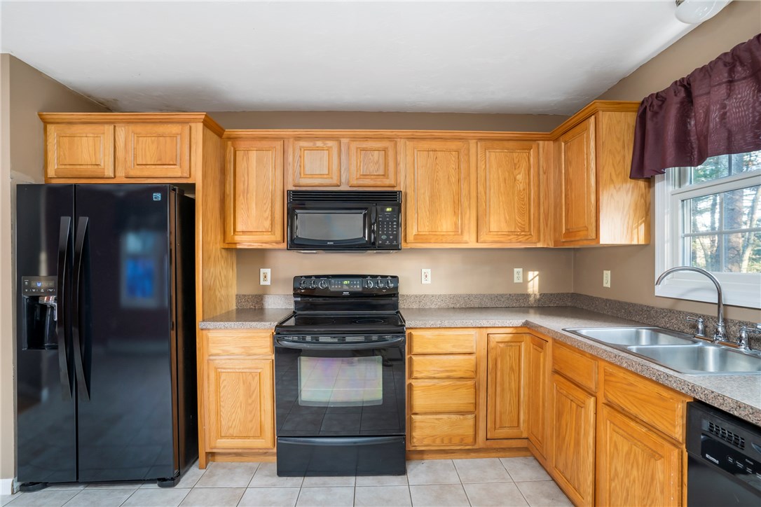 61 1st Road Glocester, RI 02814 - Photo 6 of 39 Gallery Image 6