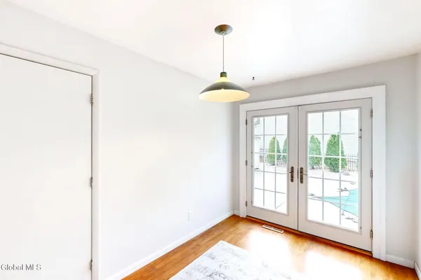 $429,900 | 21 Huntwood Drive, Clifton Park, NY 12065