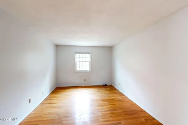 $429,900 | 21 Huntwood Drive, Clifton Park, NY 12065