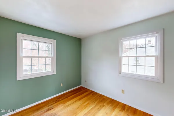 $429,900 | 21 Huntwood Drive, Clifton Park, NY 12065