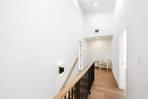 $1,605,000 | 1404 Justin Lane, Austin, TX 78757