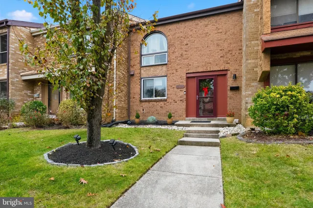 $400,000 | 8264 Canning Terrace, Greenbelt, MD 20770