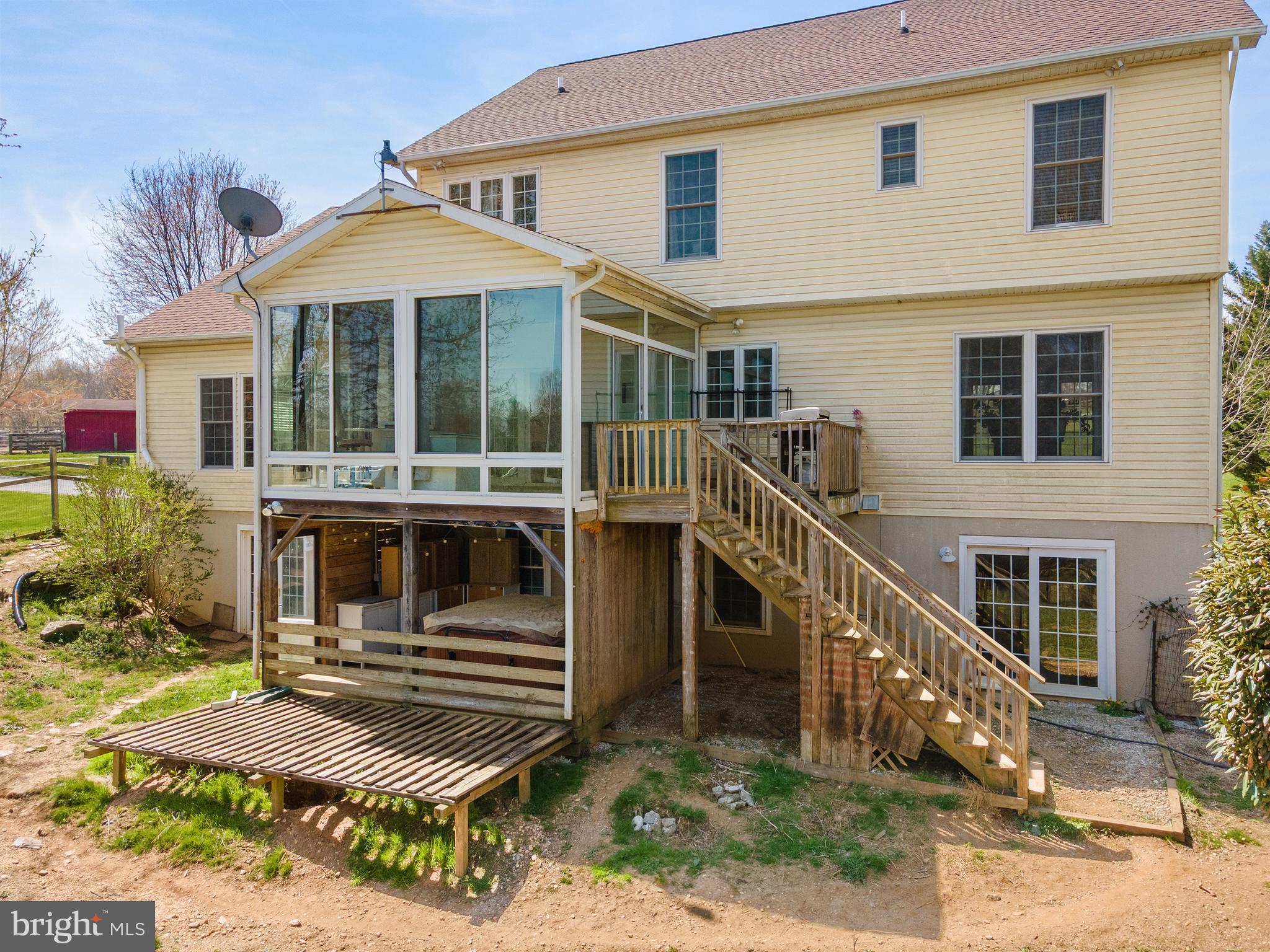 4525 Beckleysville Road Hampstead, MD 21074 - Photo 51 of 80 a front view of a house with balcony