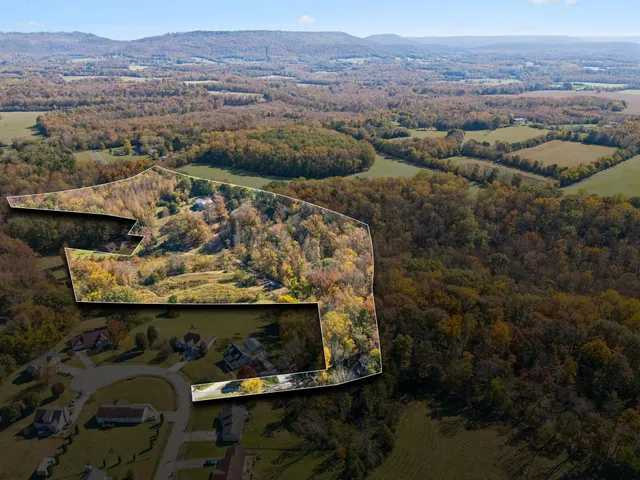 $770,000 | 232 Covenant Lane, McMinnville, TN 37110