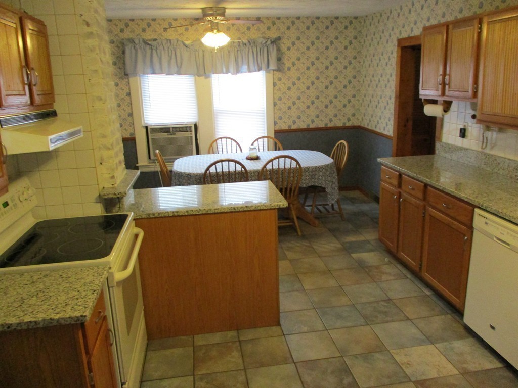 22 Clapp Road Hanover, MA 02339 - Photo 4 of 15 Gallery Image 4