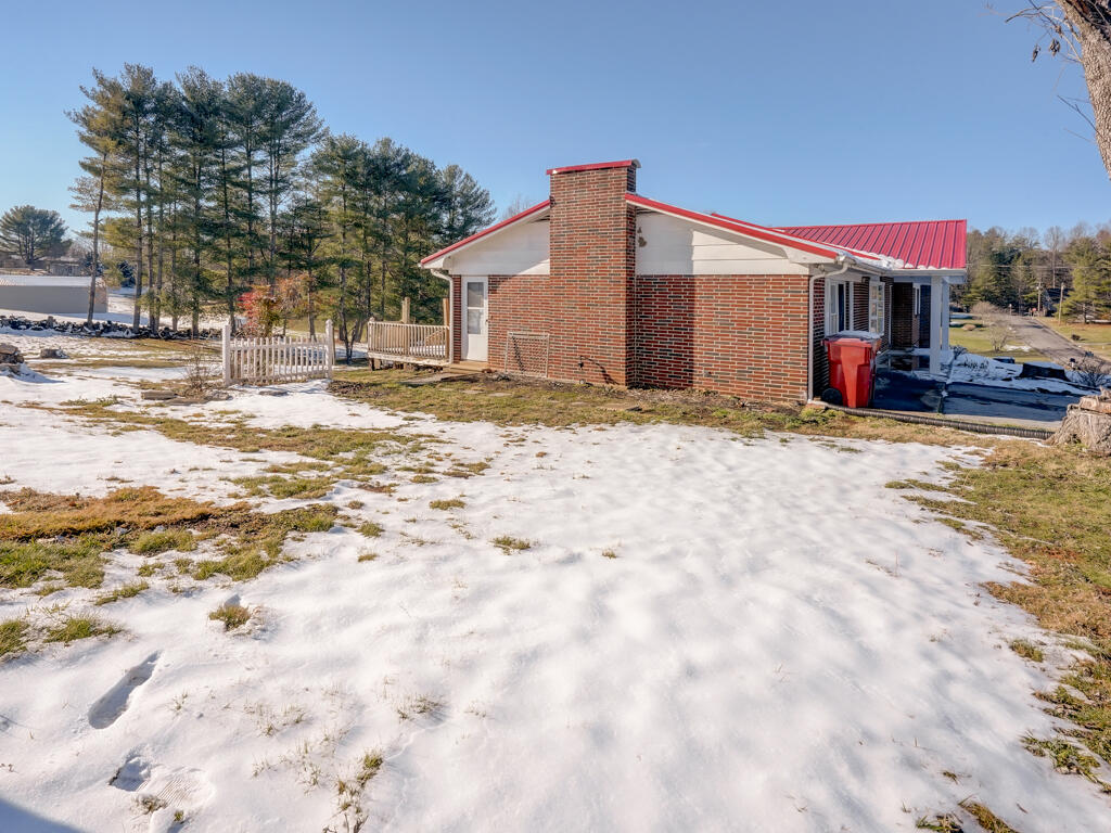 112 Harrell Road Johnson City, TN 37604 - Photo 13 of 47 112 Harrell Rd MLS-17