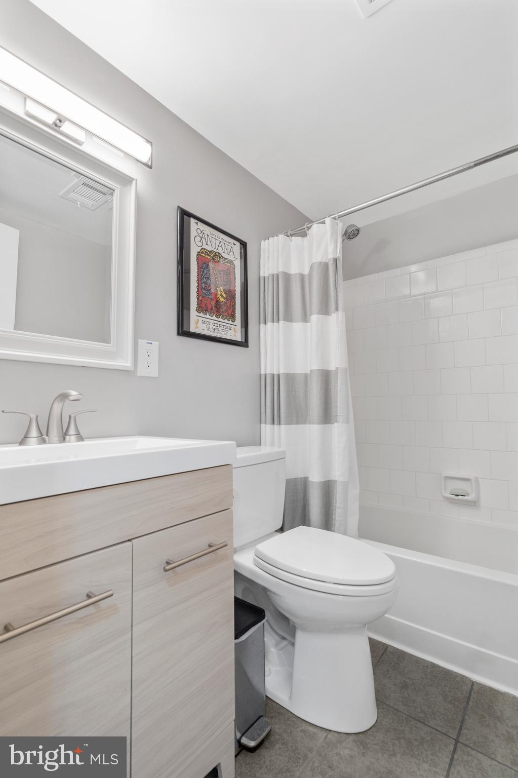 8019 Valley Manor Road, Unit 2B Owings Mills, MD 21117 - Photo 26 of 29 Spacious Full Bathroom