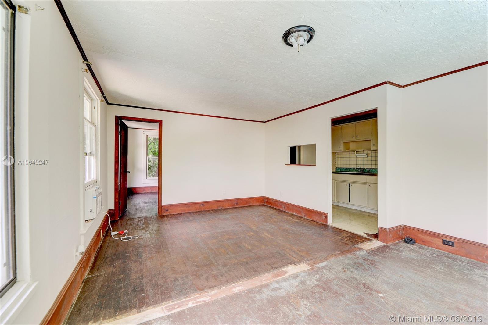 7460 Erwin Road Miami, FL 33143 - Photo 26 of 38
