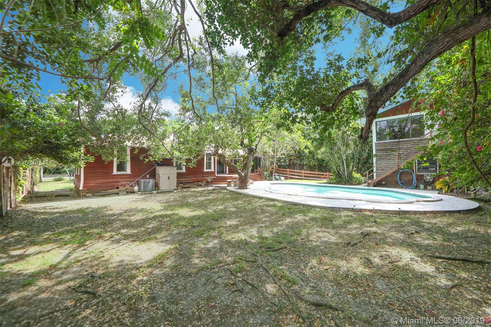 7460 Erwin Road Miami, FL 33143 - Photo 28 of 38