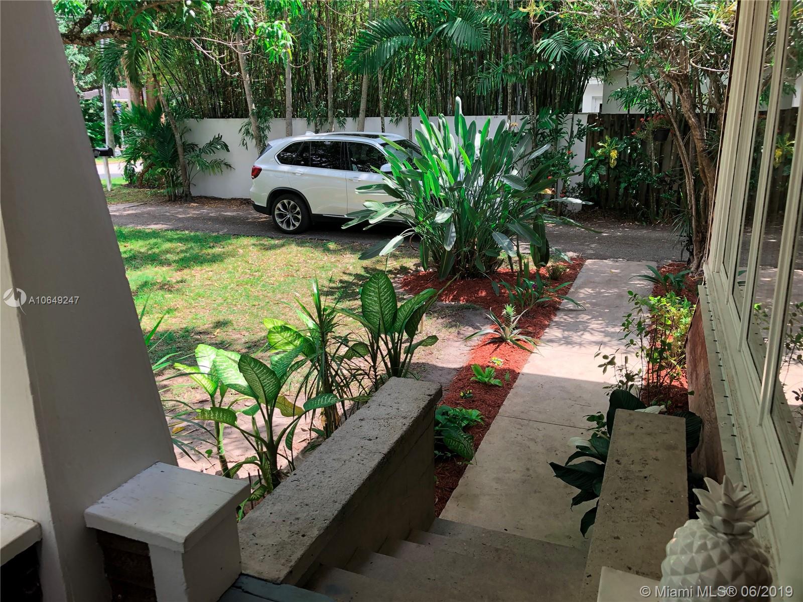7460 Erwin Road Miami, FL 33143 - Photo 34 of 38