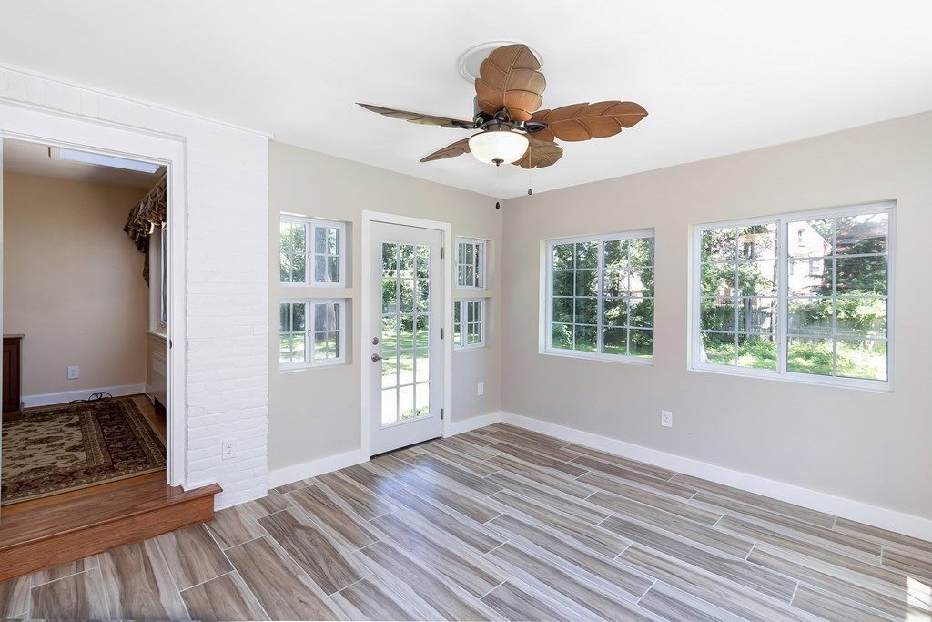 471 Trafton Road Springfield, MA 01108 - Photo 17 of 42